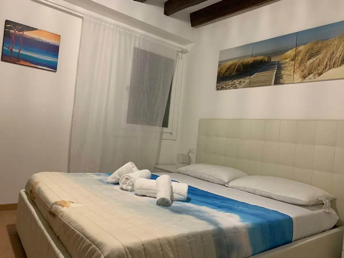 Gio'S Place S.Marco 2*, Venice Italy